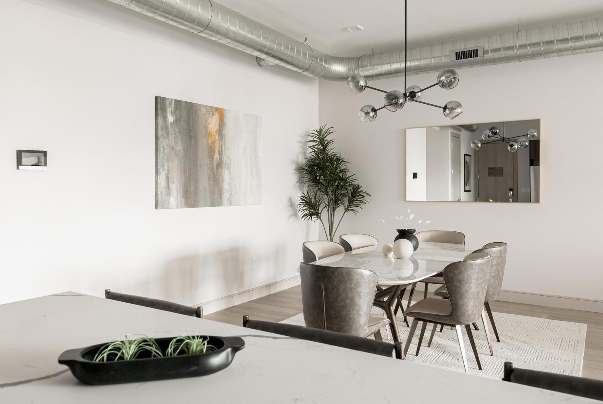 Luxurious Escape - Walk To Empower Field - Tesoro DEN Exterior foto